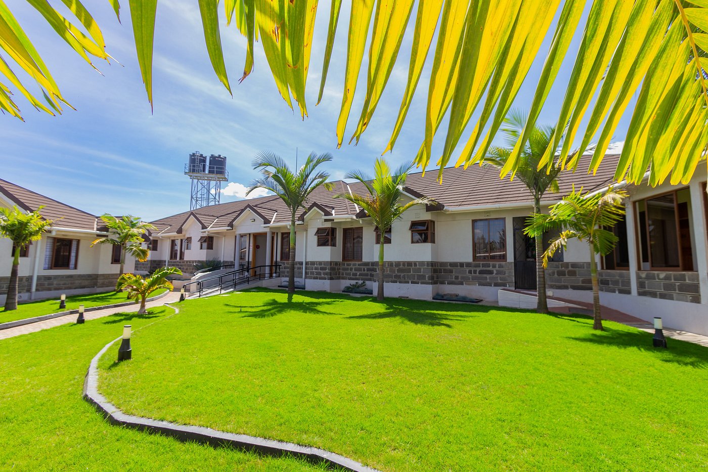 Tha Nickolee Hotel gallery 2